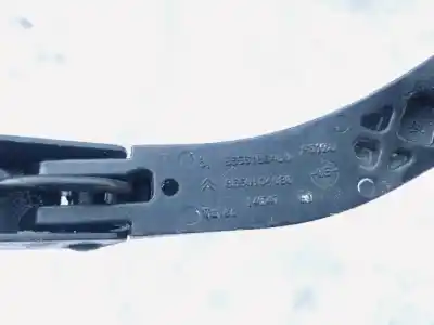 Second-hand car spare part left front windshield wiper arm for citroen c4 i (lc_) 1.6 16v oem iam references 9656189480  9650104080 Second-hand car spare part left front windshield wiper arm for citroen c4 i (lc_) 1.6 16v oem iam references 9656189480  9650104080