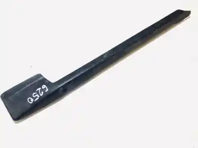 Peça sobressalente para automóvel em segunda mão plásticos por volkswagen golf ii 1.3 referências oem iam 191881087