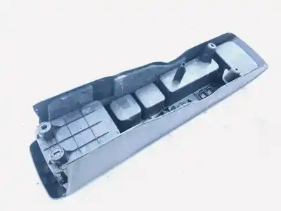 Pezzo di ricambio per auto di seconda mano plastica per toyota corolla (e11) 2.0 d-4d linea sol riferimenti oem iam 5891113060  58911-13060