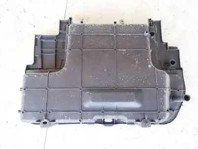 Pezzo di ricambio per auto di seconda mano plastica per toyota corolla (e11) 2.0 d-4d linea sol riferimenti oem iam 5853313010  58533-13010
