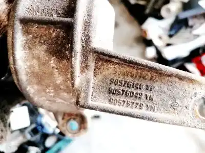 Second-hand car spare part engine support for opel astra g caravan 1.6 oem iam references 90575146yf  90576049