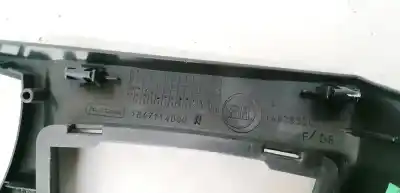 Peça sobressalente para automóvel em segunda mão plásticos por citroen c8 2.2 hdi exclusive referências oem iam 1847114000  1487835077