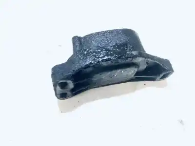 Second-hand car spare part engine support for volkswagen passat variant (3b6) 1.9 tdi oem iam references 8d0199335  8117802