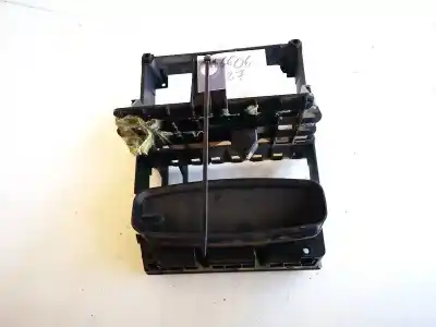 Pezzo di ricambio per auto di seconda mano plastica per audi 80/90 (893) 1.8 riferimenti oem iam 893857183  