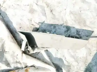 Pezzo di ricambio per auto di seconda mano plastica per ford mondeo iv 1.8 tdci riferimenti oem iam a51749  7s71a51749afw, 7s71-a51749-afw