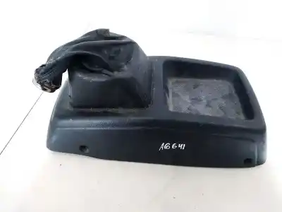 Peça sobressalente para automóvel em segunda mão plásticos por toyota avensis wagon (t25) 2.0 d-4d executive referências oem iam 5884244010