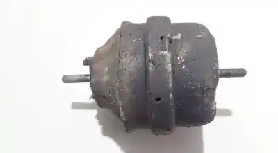 Автозапчасти б/у ПОДДЕРЖКА ДВИГАТЕЛЯ за AUDI A4 AVANT (B5)  ссылки OEM IAM 8D0199379H  8D0199382J, 8D0199379G
