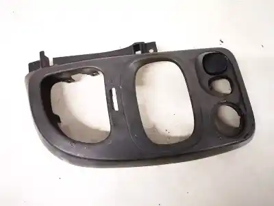 Pezzo di ricambio per auto di seconda mano plastica per ford transit mod.2000 caja abierta ft 300 2.0 medio riferimenti oem iam yc15v044b79fgw