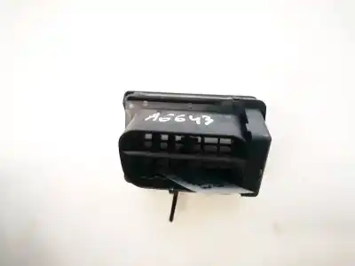 Автозапчасти б/у аэрационная решетка за audi a4 avant (b5) 1.9 tdi ссылки oem iam 8d1820902  