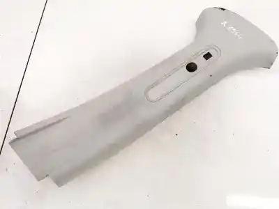 Peça sobressalente para automóvel em segunda mão plásticos por dacia sandero 1.6 cat referências oem iam 8200732339