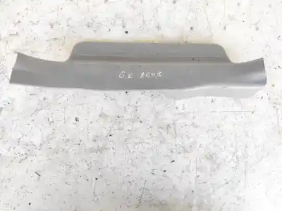 Peça sobressalente para automóvel em segunda mão plásticos por kia carens 2.0 crdi ex monovolumen referências oem iam 0kfa268740