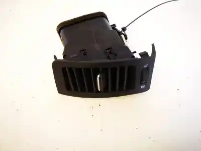 Second-hand car spare part air ventilation grille for toyota corolla verso (e12) 2.0 turbodiesel cat oem iam references 1556423020