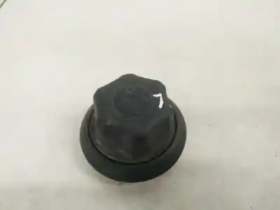 Pezzo di ricambio per auto di seconda mano Plastica per OPEL VECTRA B CARAVAN 1.6 16V Riferimenti OEM IAM 90563737  2020496