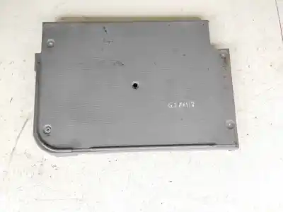 Peça sobressalente para automóvel em segunda mão plásticos por kia carens 2.0 crdi ex monovolumen referências oem iam 