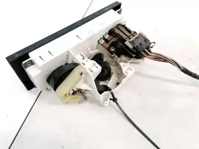 Peça sobressalente para automóvel em segunda mão comando de sofagem (chauffage / ar condicionado) por audi 80 (811/813) 1.8 referências oem iam   