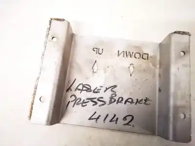 Pezzo di ricambio per auto di seconda mano plastica per bmw x3 (e83) 2.0d riferimenti oem iam   