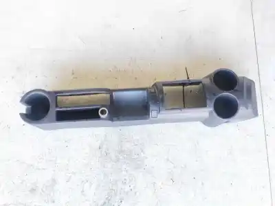 Peça sobressalente para automóvel em segunda mão plásticos por hyundai getz (tb) 1.3 básico referências oem iam 846111c000