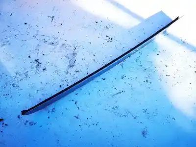 Peça sobressalente para automóvel em segunda mão plásticos por bmw x3 (e83) 2.0d referências oem iam 