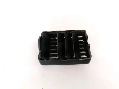 Автозапчасти б/у аэрационная решетка за volkswagen passat variant (3b5) 1.9 tdi ссылки oem iam 3a0819708  