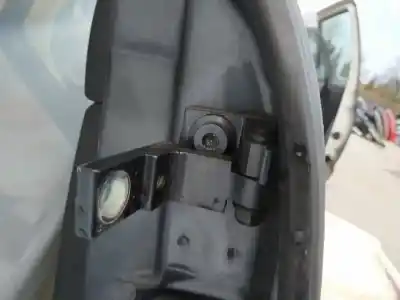 Автозапчасти б/у дверной фиксатор за skoda superb (3u4) 2.5 v6 tdi cat (bdg) ссылки oem iam   