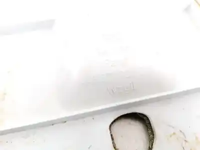 Pezzo di ricambio per auto di seconda mano plastica per audi 80 (811/813) 1.8 riferimenti oem iam 443877829  