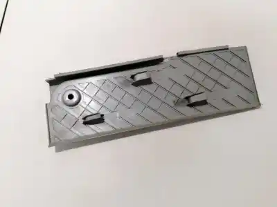 Pezzo di ricambio per auto di seconda mano plastica per audi a2 (8z) 1.4 16v riferimenti oem iam 8z1864777b  