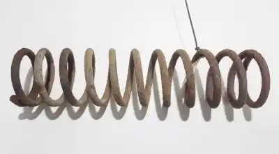 Second-hand car spare part shock absorber spring for audi 80 (811/813) 1.8 oem iam references 