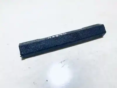 Peça sobressalente para automóvel em segunda mão plásticos por opel meriva 1.6 cat (z 16 se / l55) referências oem iam 93325064