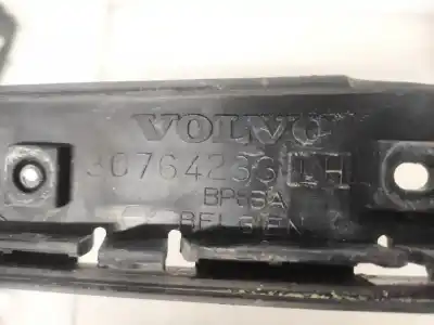 Pezzo di ricambio per auto di seconda mano plastica per volvo v50 (545) 2.0 d riferimenti oem iam 30764233  