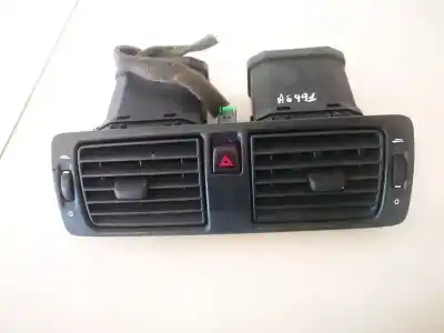 Peça sobressalente para automóvel em segunda mão grelha / difusor de ar por volvo v50 (545) 2.4 referências oem iam y01144