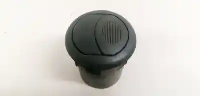 Tweedehands auto-onderdeel beluchting grille voor fiat doblo (119) 1.3 16v multijet dynamic pan. oem iam-referenties 225363