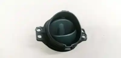 Автозапчастина б/у аераційна решіта для toyota yaris (ncp1/nlp1/scp1) 1.0 linea luna посилання на oem iam 5568652010  55686-52010