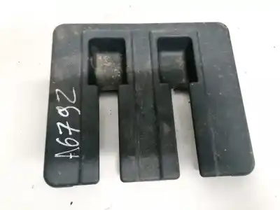 Tweedehands auto-onderdeel plasticen voor toyota verso 2.0 d-4d cat oem iam-referenties 721570f040