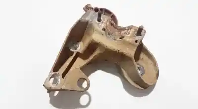 Second-hand car spare part engine support for volkswagen passat variant (3b5) 1.9 tdi oem iam references 4b0199352  