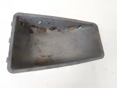 Pezzo di ricambio per auto di seconda mano plastiche per iveco daily, 2000.01 - 2005.12 2.3l 85kw 2000.01 - 2005.12 riferimenti oem iam 240846  