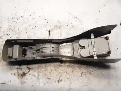 Pezzo di ricambio per auto di seconda mano plastica per mazda premacy (cp) 2.0 turbodiesel riferimenti oem iam   