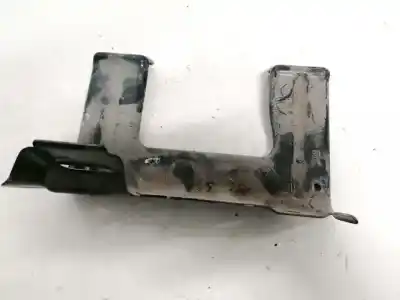 Pezzo di ricambio per auto di seconda mano plastica per opel meriva b 1.7 16v cdti riferimenti oem iam   