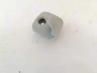 Pezzo di ricambio per auto di seconda mano plastica per opel meriva b 1.7 16v cdti riferimenti oem iam   