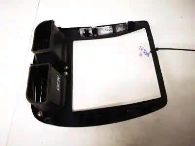 Автозапчасти б/у аэрационная решетка за mazda premacy (cp) 2.0 turbodiesel cat ссылки oem iam c10055211  