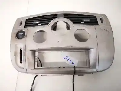 Second-hand car spare part air ventilation grille for renault scenic ii 2.0 oem iam references 8200140713