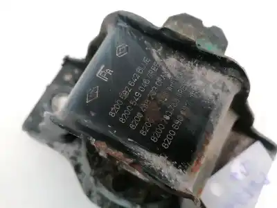 Second-hand car spare part engine support for renault scenic ii 2.0 oem iam references 8200592642  8200549046