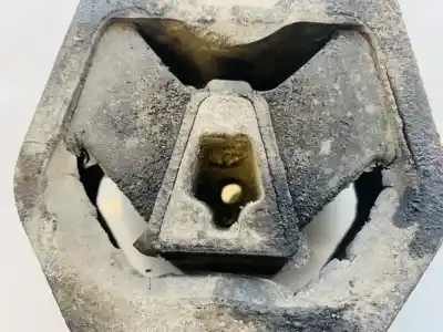 Second-hand car spare part engine support for audi a6 avant (c4) 2.5 tdi oem iam references   