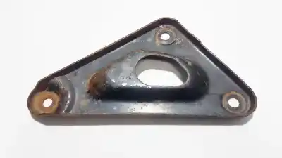 Second-hand car spare part engine support for opel astra h caravan 1.9 cdti oem iam references 2686  