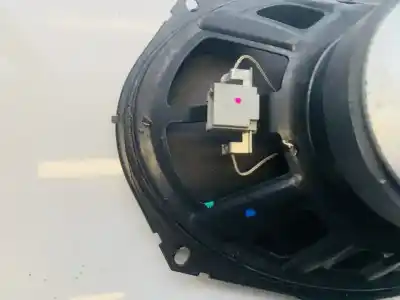 Second-hand car spare part speaker for dodge journey 2.0 16v crd cat oem iam references 05081669ab  7689ac, 28809j0401