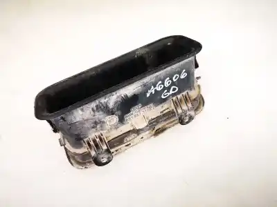Pezzo di ricambio per auto di seconda mano plastica per audi 80/90 (893) 1.8 riferimenti oem iam 893867371  