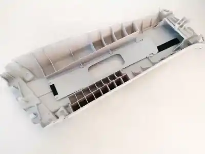 Pezzo di ricambio per auto di seconda mano plastica per mazda 3 lim. (bl) 1.6 cd diesel cat riferimenti oem iam bbm457969  