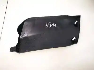 Pezzo di ricambio per auto di seconda mano plastica per mazda 3 lim. (bl) 1.6 cd diesel cat riferimenti oem iam bdg764241  bdg7-64241