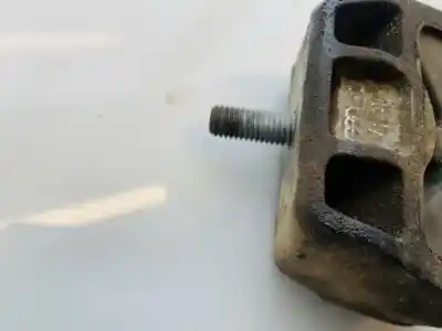 Second-hand car spare part engine support for audi a6 avant (c4) 2.5 tdi oem iam references 4a0399151d  