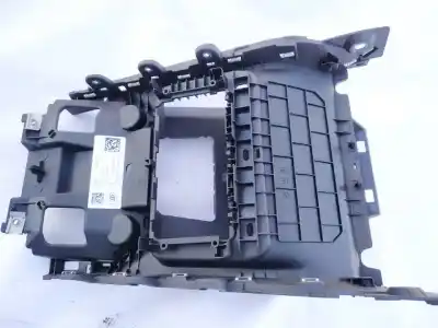 Pezzo di ricambio per auto di seconda mano plastica per jaguar i-pace 2018 --> ev400 90kwh awd riferimenti oem iam j9d3045j86ap1a02  j9d3-045j86-a-p1a-02 l9d3044c73ad8pvj 523850 jafvc1c104