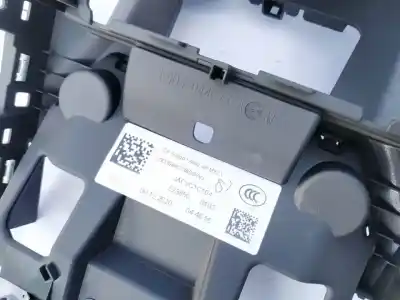 Pezzo di ricambio per auto di seconda mano plastica per jaguar i-pace 2018 --> ev400 90kwh awd riferimenti oem iam j9d3045j86ap1a02  j9d3-045j86-a-p1a-02 l9d3044c73ad8pvj 523850 jafvc1c104